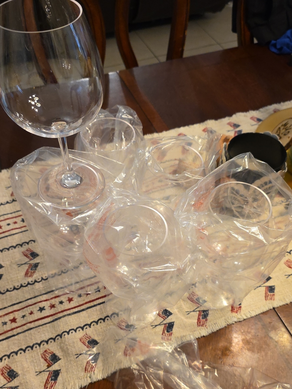 Clear Plastic Wine Goblet - Set of 6 Stemware